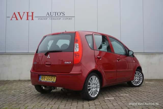 Mitsubishi Colt (2008) thumbnail 3