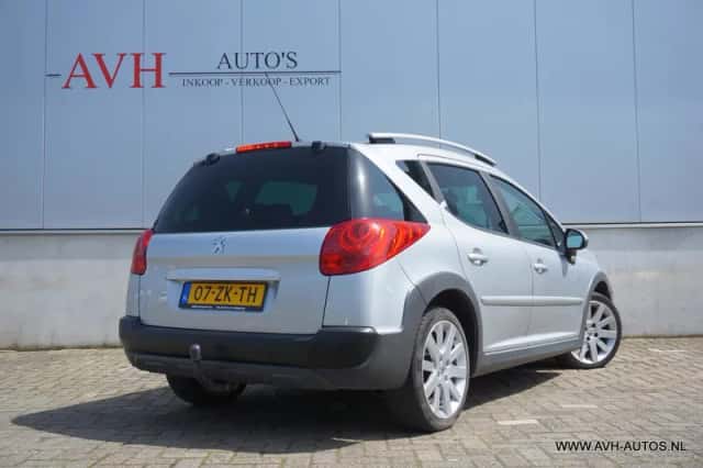 Peugeot 207 (2008) thumbnail 3