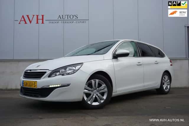 Peugeot 308 (2015) thumbnail 1