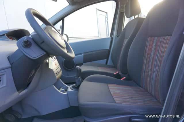 Renault Grand Modus (2008) thumbnail 6
