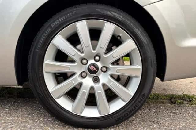 Ford Focus (2010) thumbnail 4