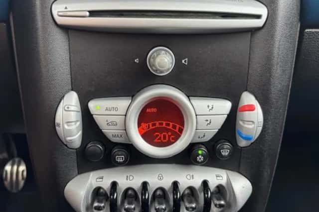 MINI Clubman (2008) thumbnail 4