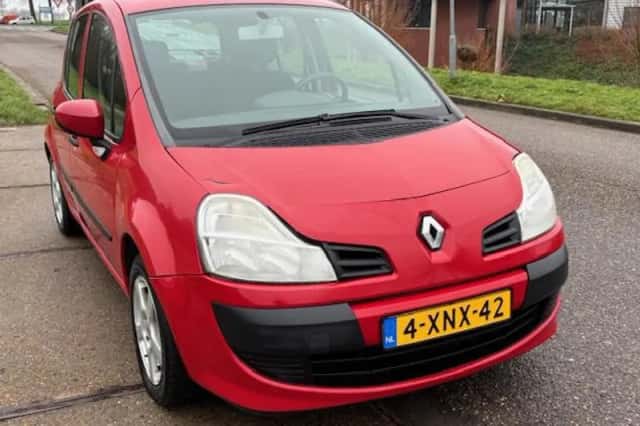 Renault Modus (2009) thumbnail 6
