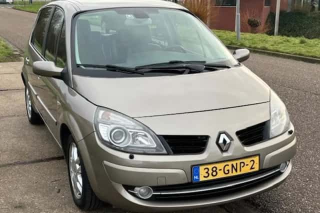 Renault Scénic (2008) thumbnail 6