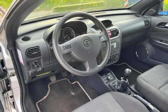 Opel Tigra (2007) thumbnail 3