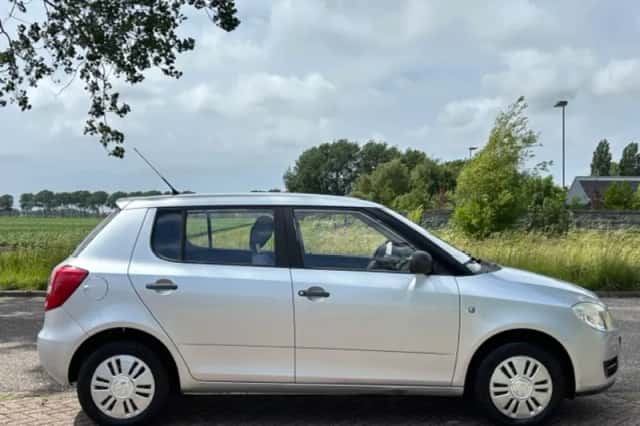 Škoda Fabia (2008) thumbnail 5