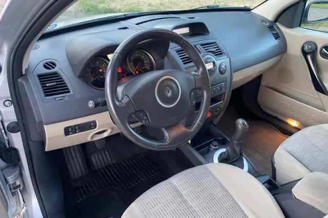 Renault Mégane (2007) thumbnail 3