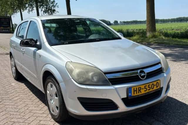 Opel Astra (2006) thumbnail 6
