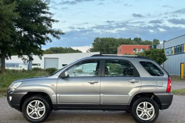 Kia Sportage (2006) thumbnail 2