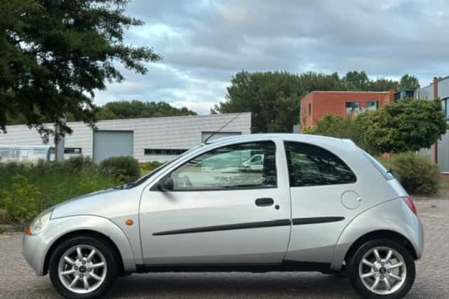 Ford Ka (2008) thumbnail 2