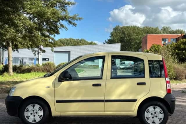 Fiat Panda (2010) thumbnail 2
