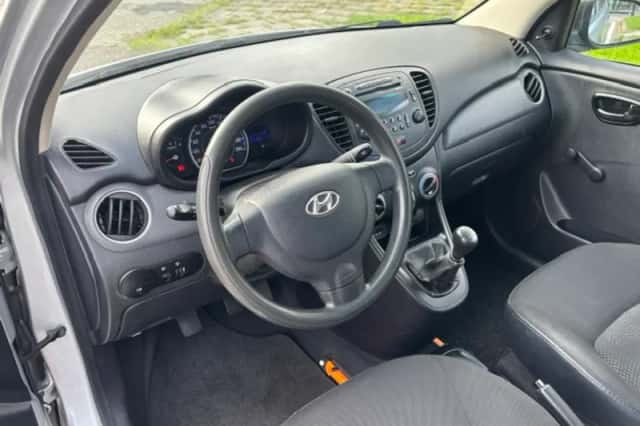 Hyundai i10 (2011) thumbnail 3