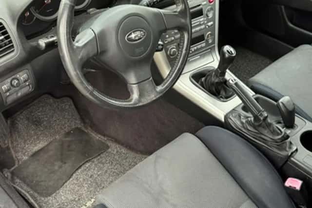 Subaru Legacy (2006) thumbnail 3