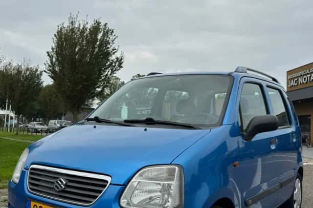 Suzuki Wagon R+ (2003) thumbnail 1