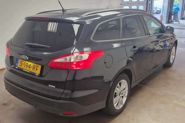 Ford Focus (2013) thumbnail 6