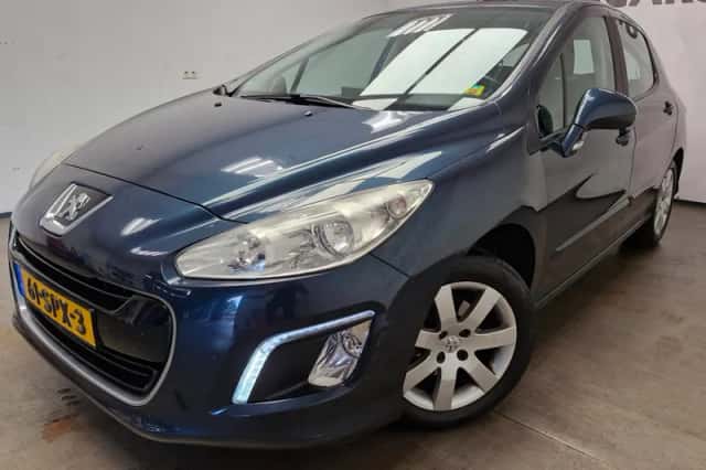 Peugeot 308 (2011) thumbnail 1
