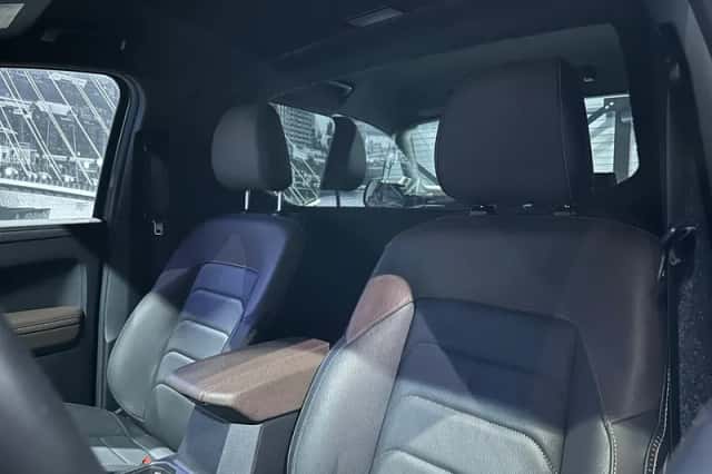 Volkswagen Amarok (2024) thumbnail 5