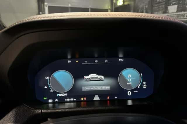 Volkswagen Amarok (2024) thumbnail 6
