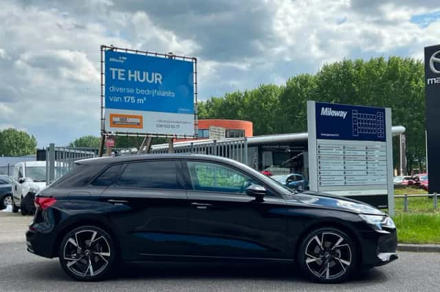 Audi A3 (2024) thumbnail 6