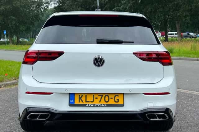 Volkswagen Golf (2022) thumbnail 6