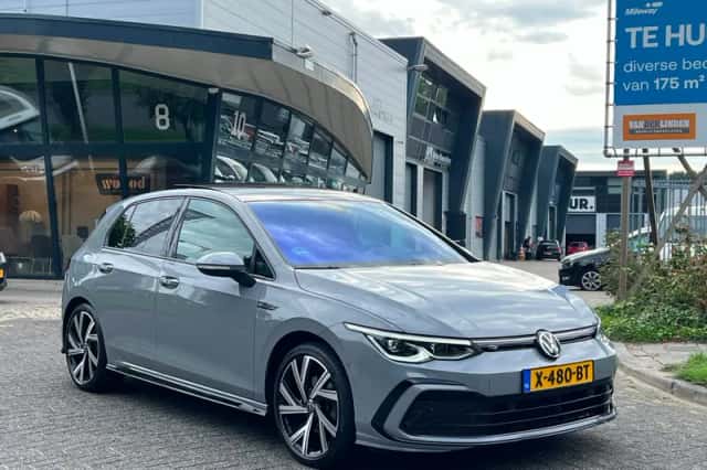 Volkswagen Golf (2020) thumbnail 1