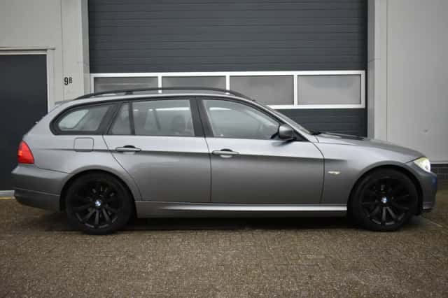 BMW 3-Serie (2009) thumbnail 6