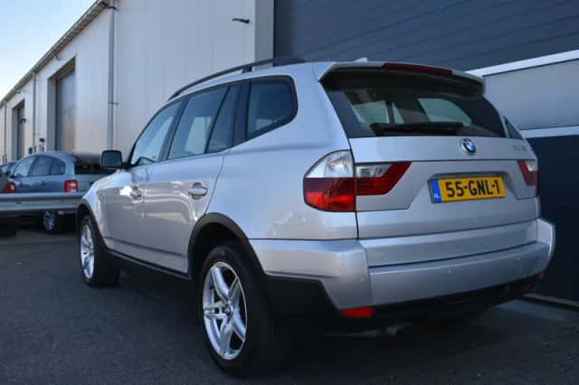 BMW X3 (2008) thumbnail 3