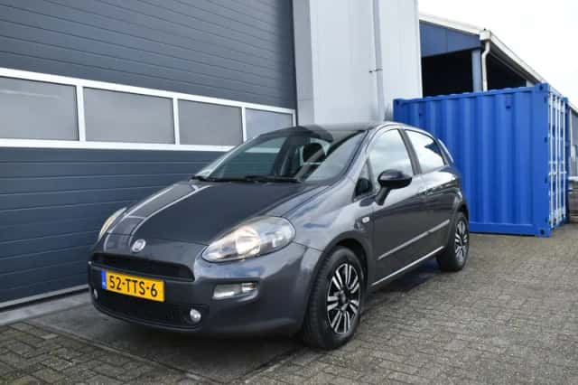 Fiat Punto (2012) thumbnail 1