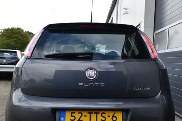 Fiat Punto (2012) thumbnail 4