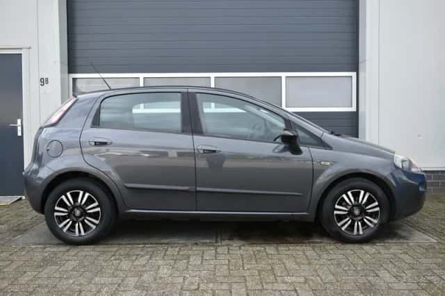 Fiat Punto (2012) thumbnail 6