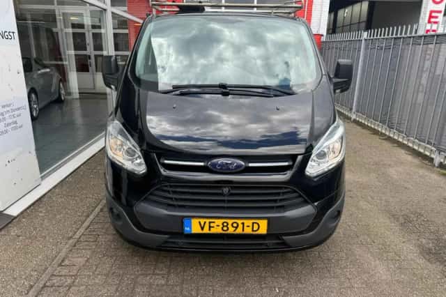Ford Transit Custom (2013) thumbnail 2