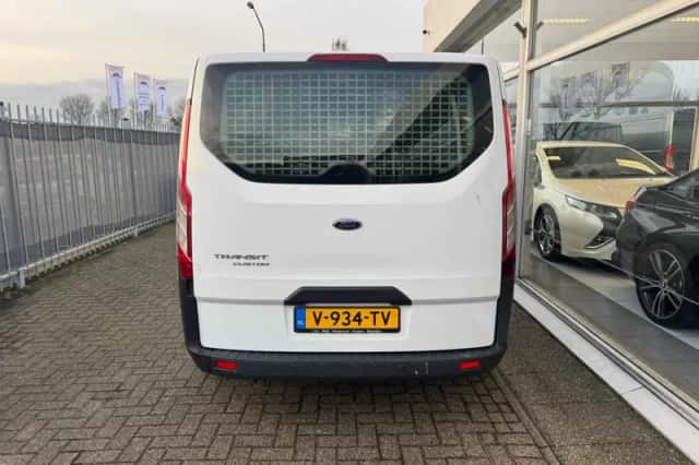 Ford Transit Custom (2016) thumbnail 5