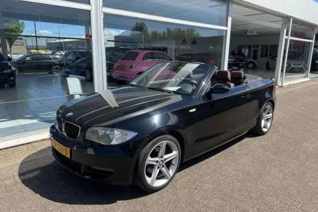 BMW 1-Serie (2009) thumbnail 1