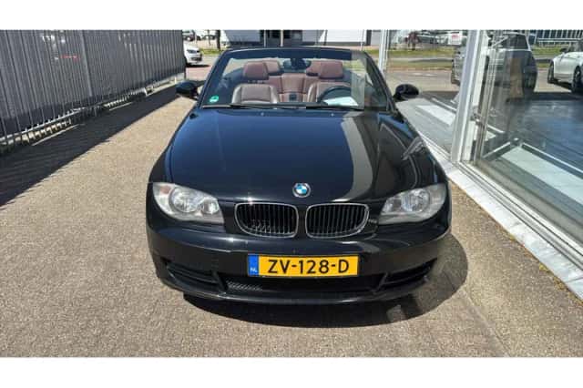BMW 1-Serie (2009) thumbnail 2