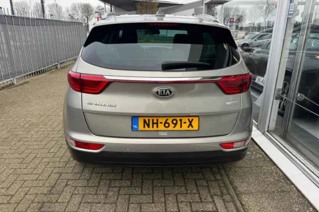 Kia Sportage (2017) thumbnail 5