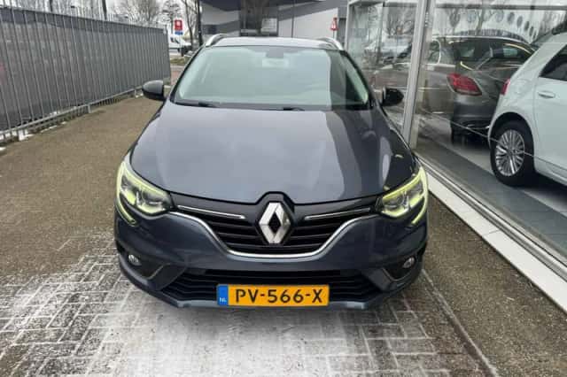 Renault Mégane (2017) thumbnail 2