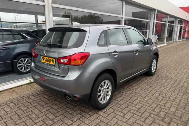Mitsubishi ASX (2017) thumbnail 4