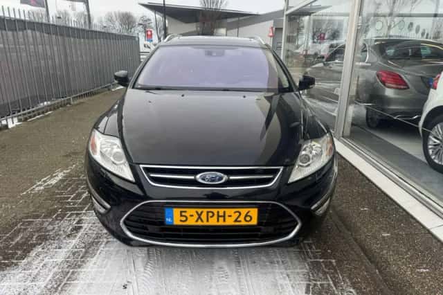 Ford Mondeo (2014) thumbnail 2