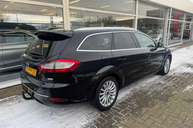 Ford Mondeo (2014) thumbnail 4
