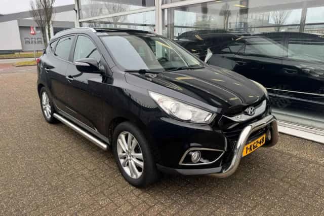 Hyundai ix35 (2013) thumbnail 3