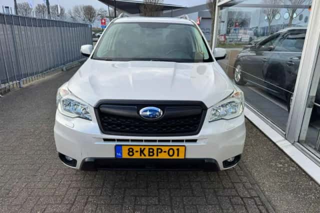 Subaru Forester (2013) thumbnail 2