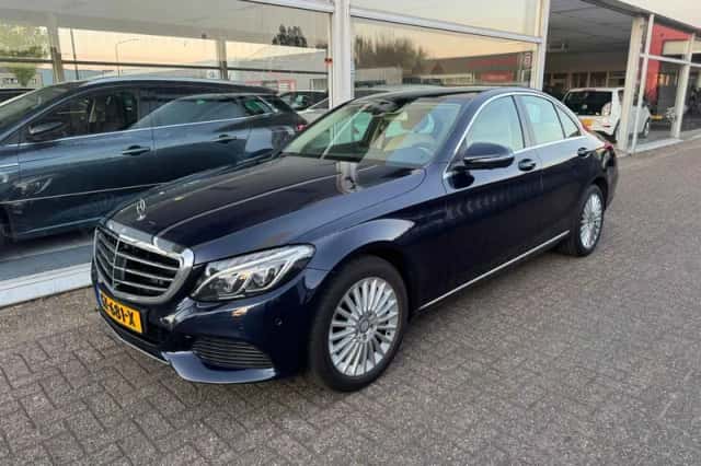 Mercedes-Benz C-Klasse (2015) thumbnail 1