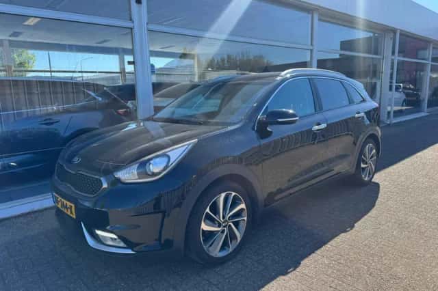 Kia Niro (2016) thumbnail 1