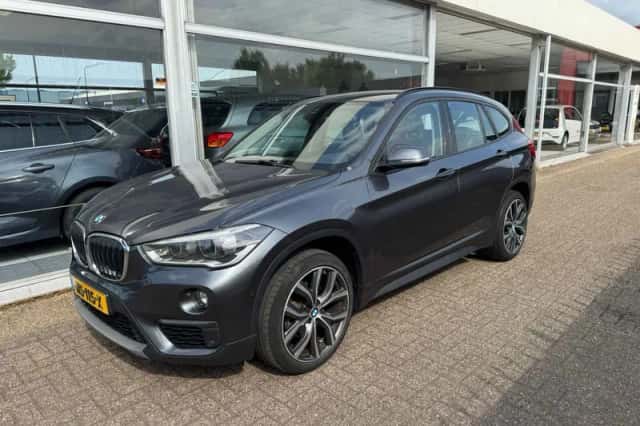 BMW X1 (2017) thumbnail 1