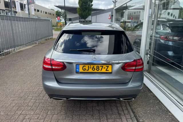 Mercedes-Benz C-Klasse (2015) thumbnail 6