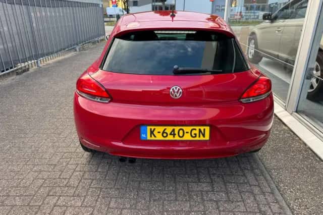 Volkswagen Scirocco (2009) thumbnail 5