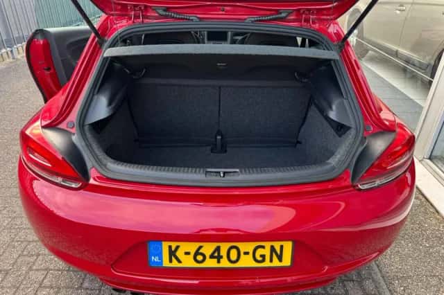 Volkswagen Scirocco (2009) thumbnail 6