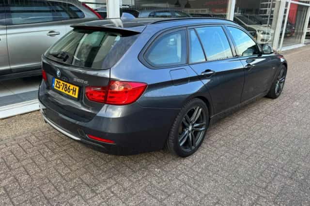 BMW 3-Serie (2014) thumbnail 4