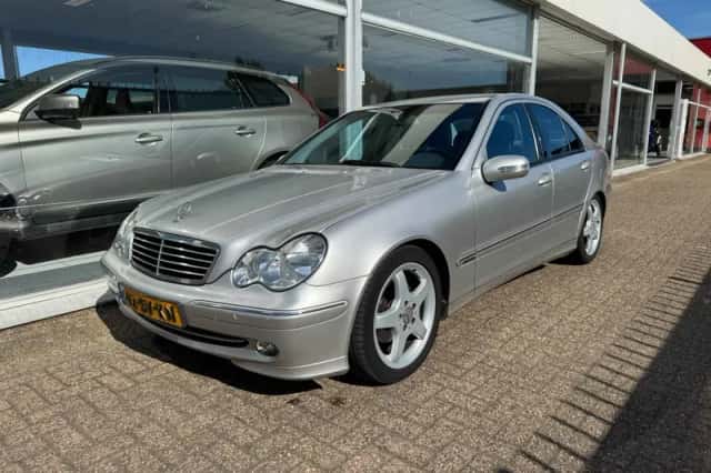Mercedes-Benz C-Klasse (2004) thumbnail 1