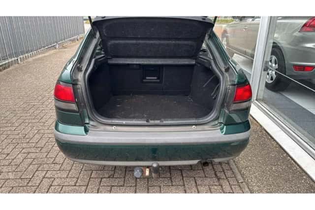 Mazda 626 (1999) thumbnail 6